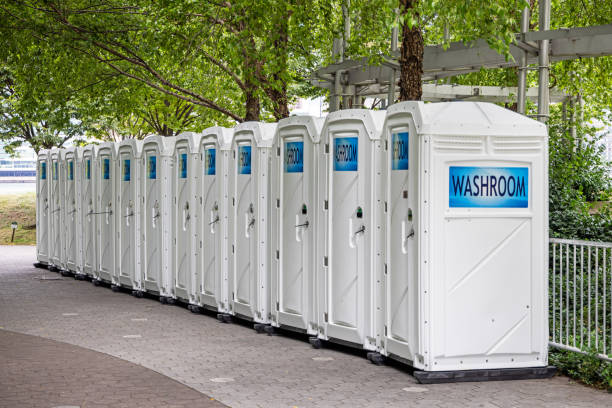 Best Porta potty delivery and setup  in Calais, ME